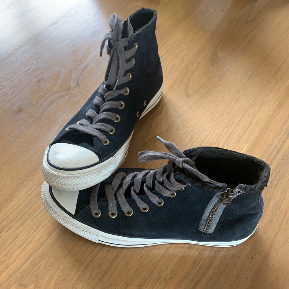 Converse All Star Tennis Shoes Size 7 (Men’s)